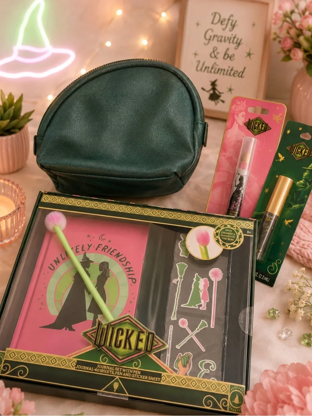 A Wicked Bundle - Green Makeup Bag & Pink Journal Gift Set - Picture 1 of 1